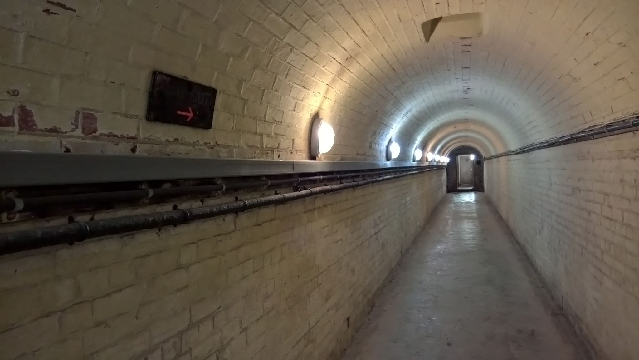 Tunnel