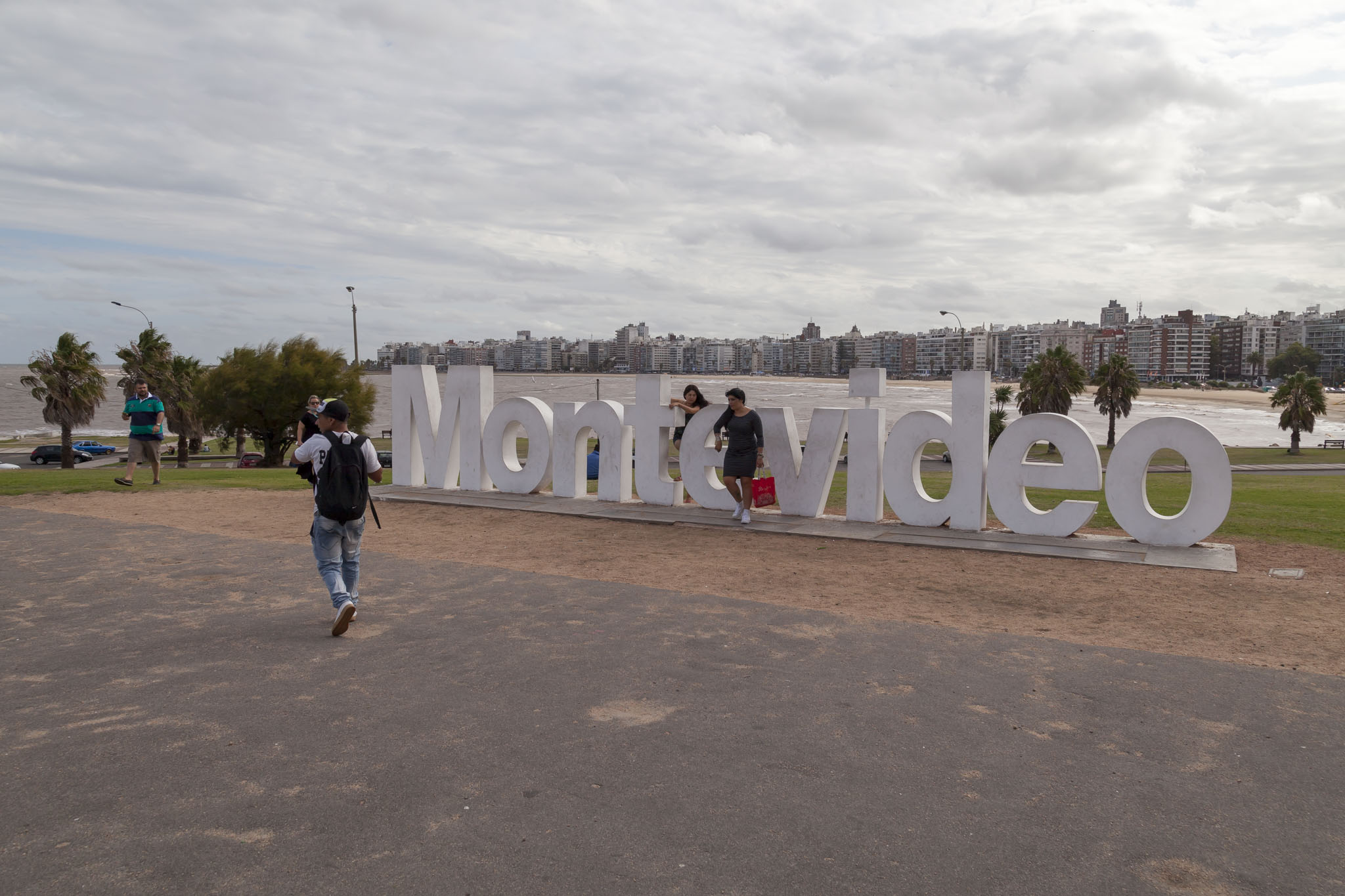 Montevideo Sign
