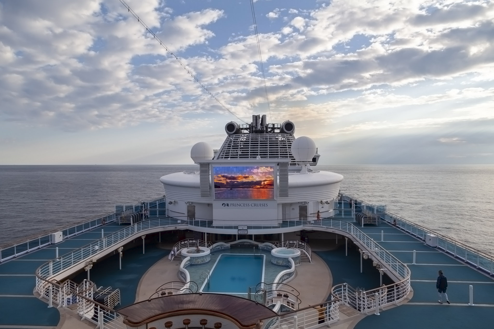 Diamond Princess Pool And Movie Screen