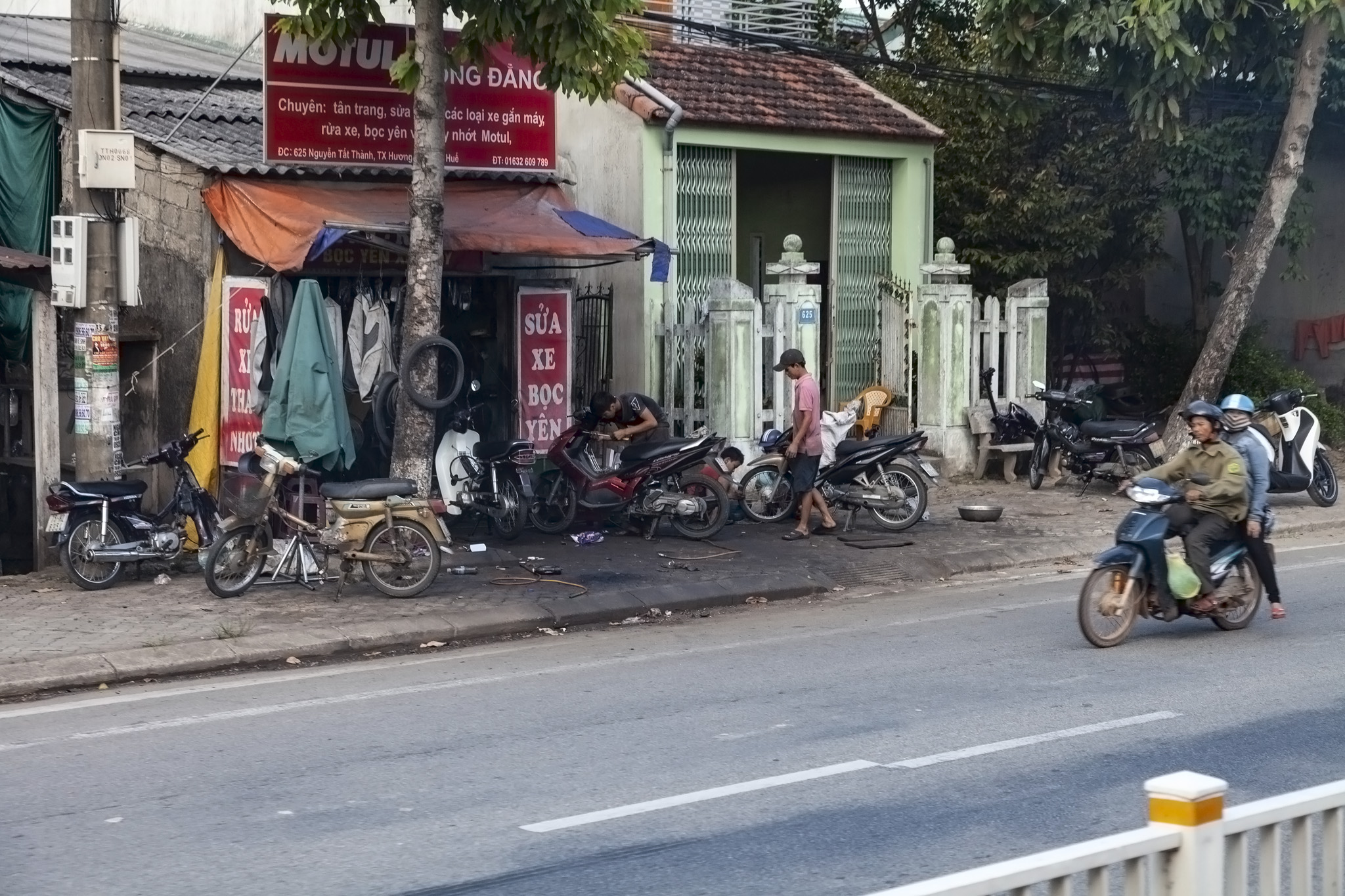 Vietnamese Road