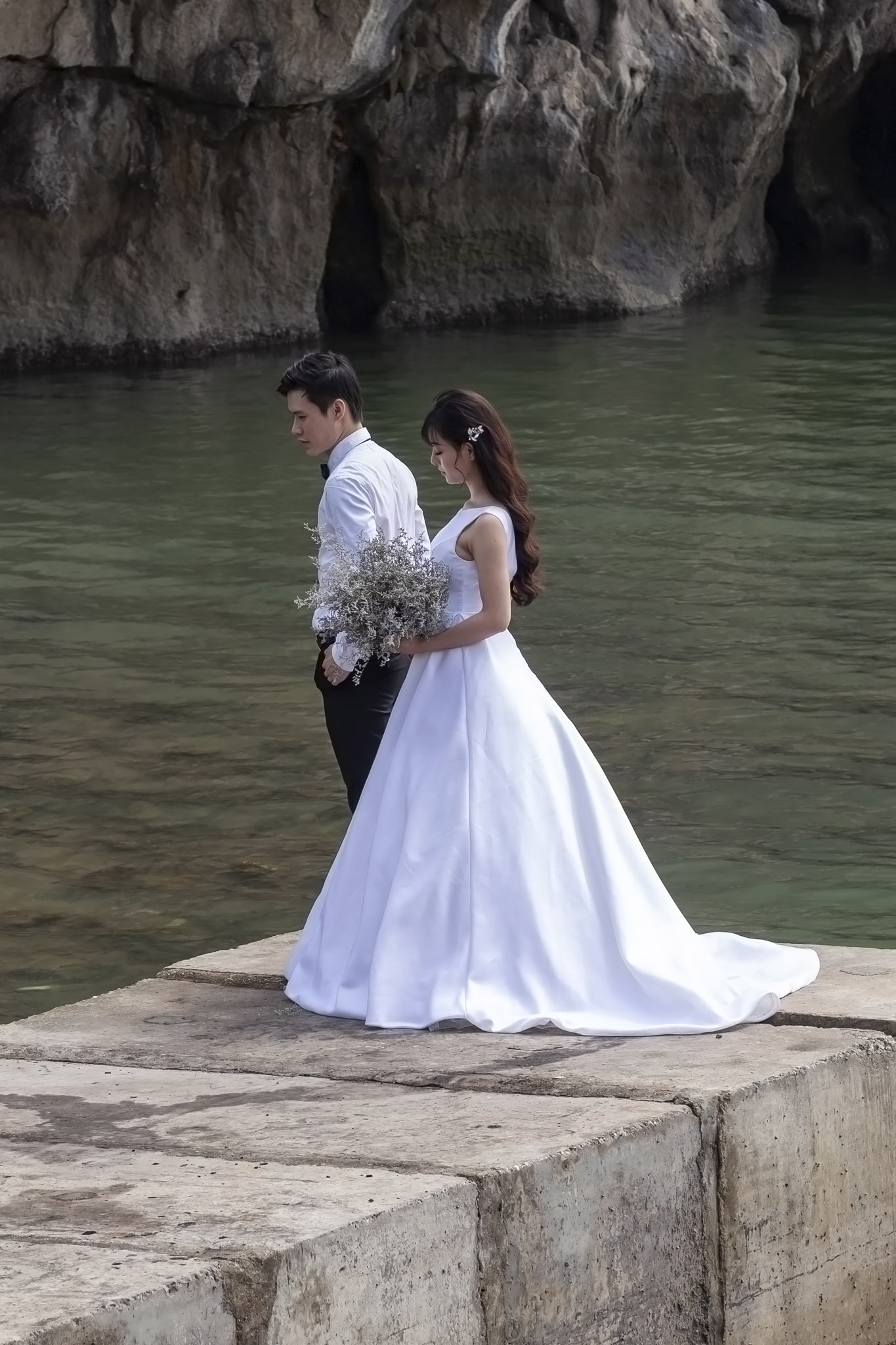 Ha Long Bay Wedding Shoot