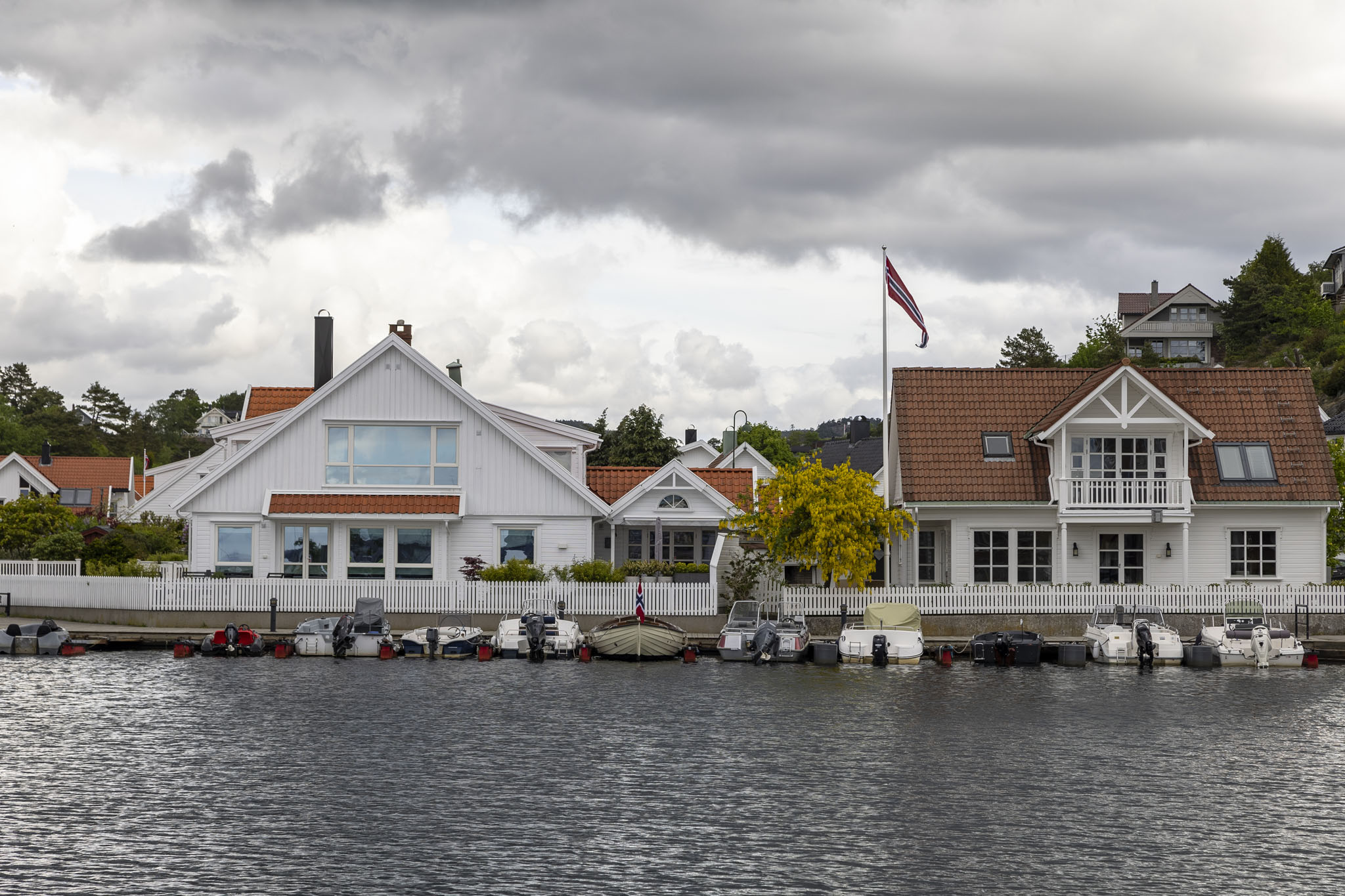 Høllen Fishing Village And Beach, Kristiansand, Norway | neOnbubble