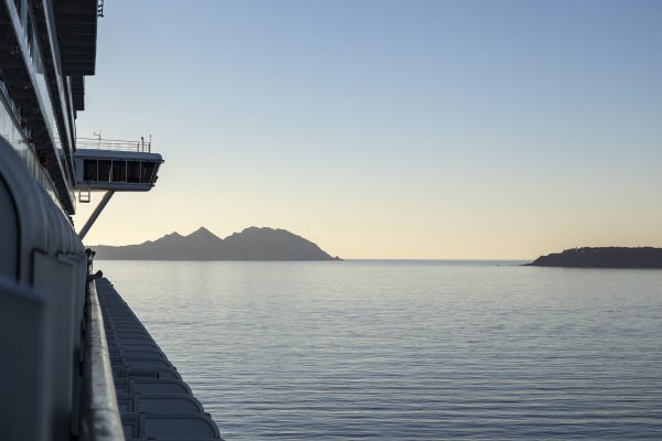 Ventura Approaching Cies Islands